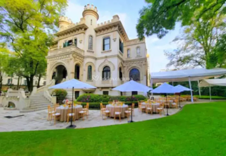 Explora el encanto de Glamour Polanco: el lugar perfecto para bodas en la Ciudad de México.