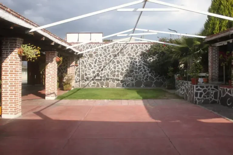 La Herradura Salón de Eventos Versatilidad y Modernidad para Fiestas y Reuniones.