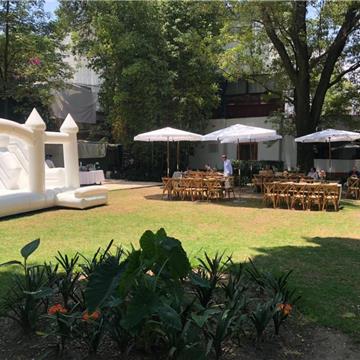 Renta de Jardines para Fiestas Económicos: Cómo Organizar un Gran Evento con Poco Presupuesto.
